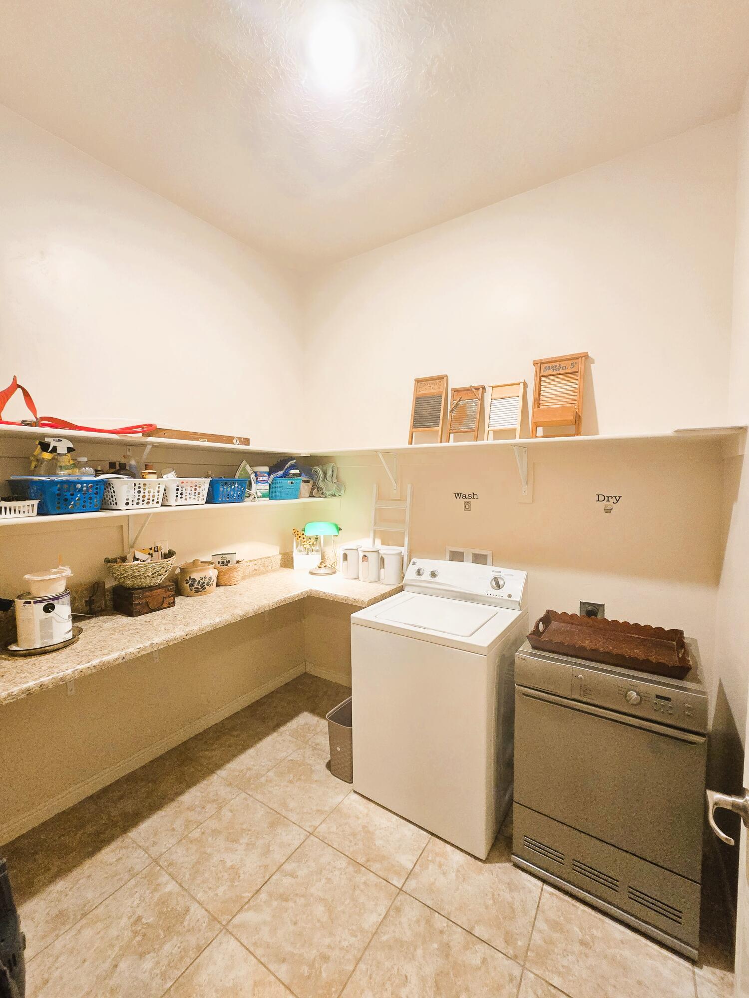 3063 Amaranth Drive St. George, UT 84790 - Photo 11 of 26 Laundry1