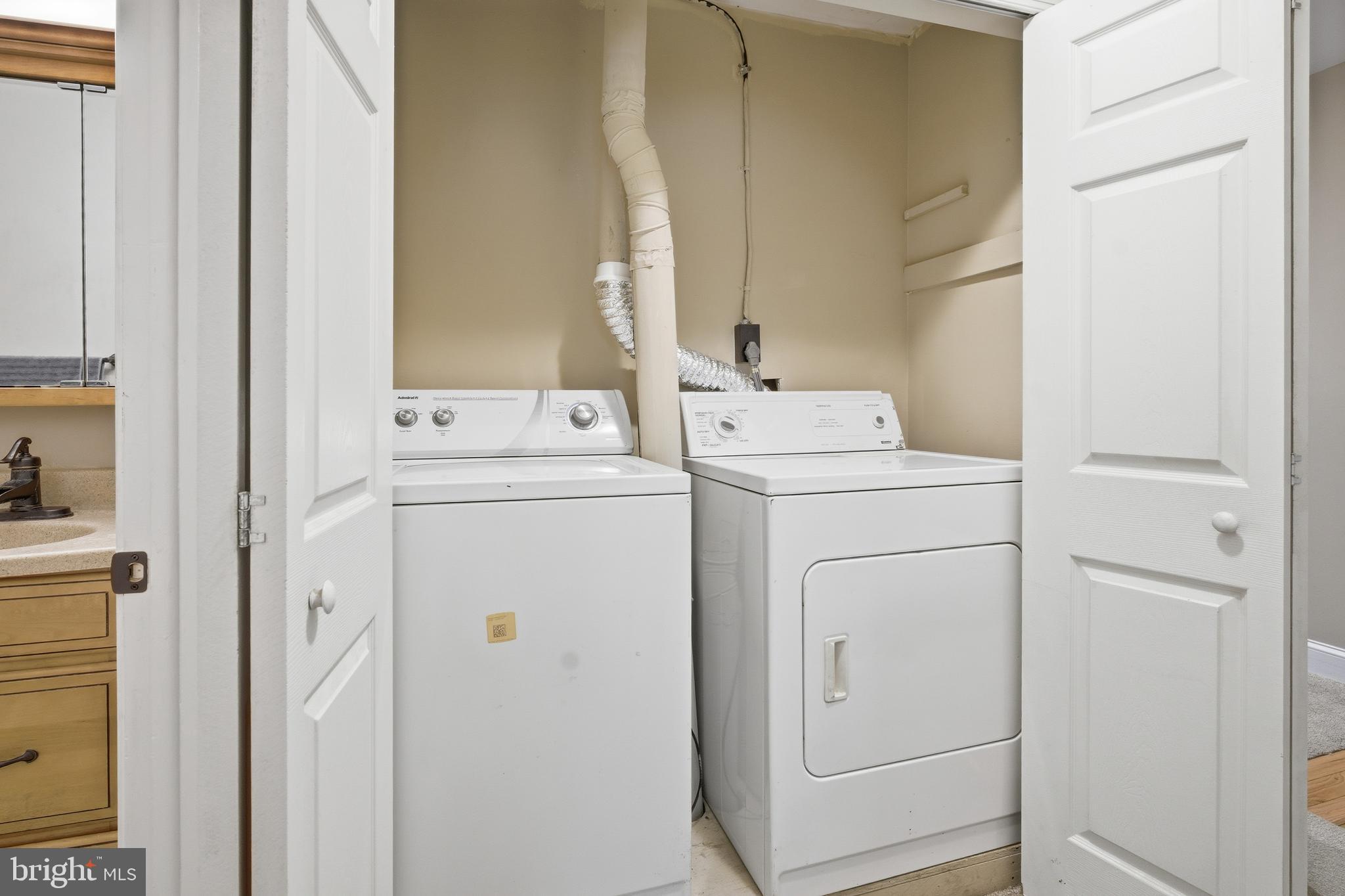 411 Stiles Avenue, Unit D10 Maple Shade, NJ 08052 - Photo 13 of 17
