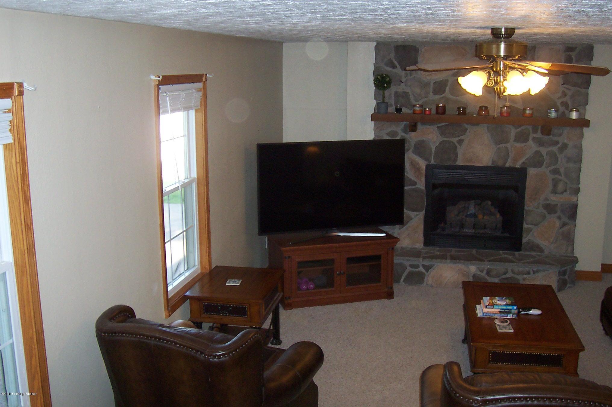 927 Decker Road Clarkson, KY 42726 - Photo 39 of 40 100_7031