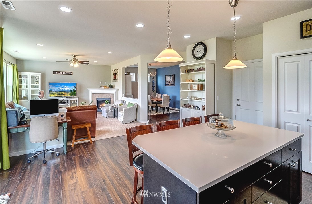 17743 Southeast 189th Street Renton, WA 98058 - Photo 13 of 25 Gallery Image 13