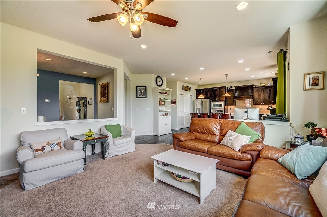 17743 Southeast 189th Street Renton, WA 98058 - Photo 10 of 25 Gallery Image 10