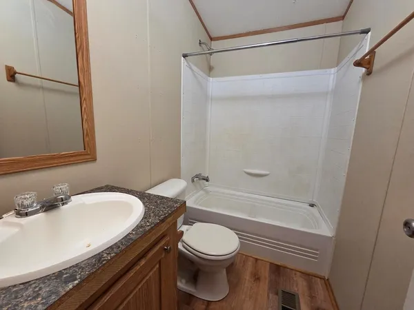 $1,200 | 169 Fort Worth Street, Bandera, TX 78003