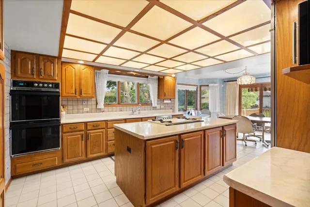 $669,900 | 703 Newcastle Lane, Prospect Heights, IL 60070