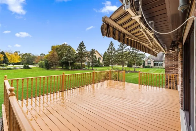 $669,900 | 703 Newcastle Lane, Prospect Heights, IL 60070