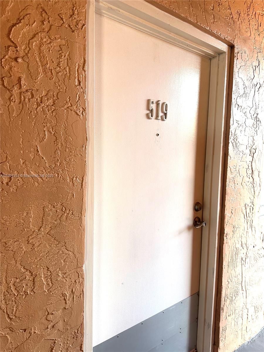 199 Southwest 12th Avenue, Unit 519B Miami, FL 33130 - Photo 20 of 25 a view of a window