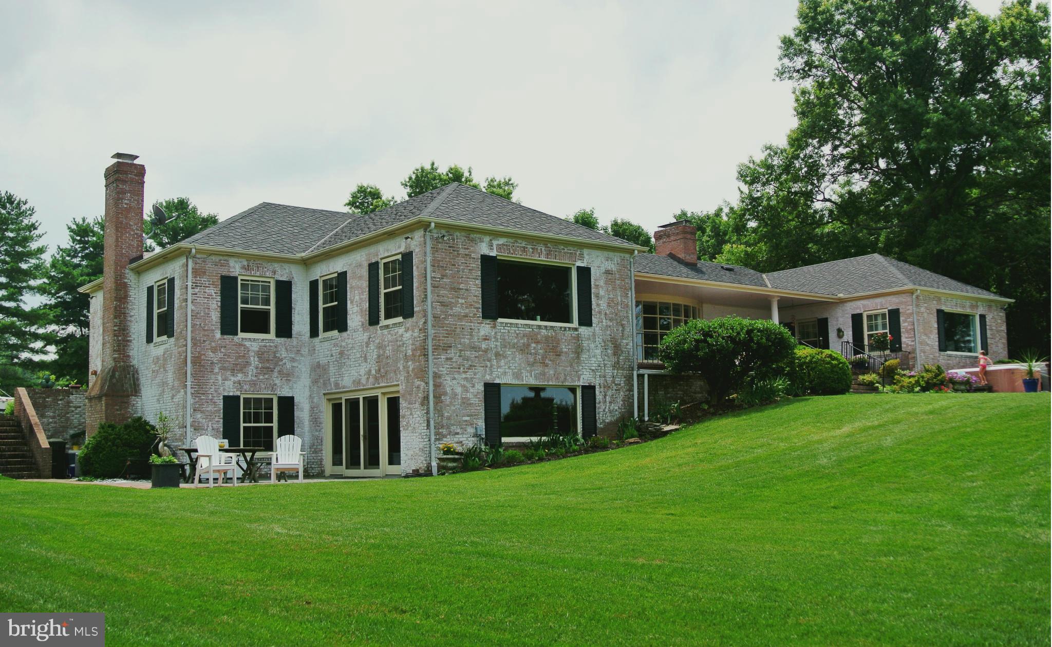 10140 3rd Point Road Chestertown, MD 21620 - Photo 1 of 30 Exterior (General)