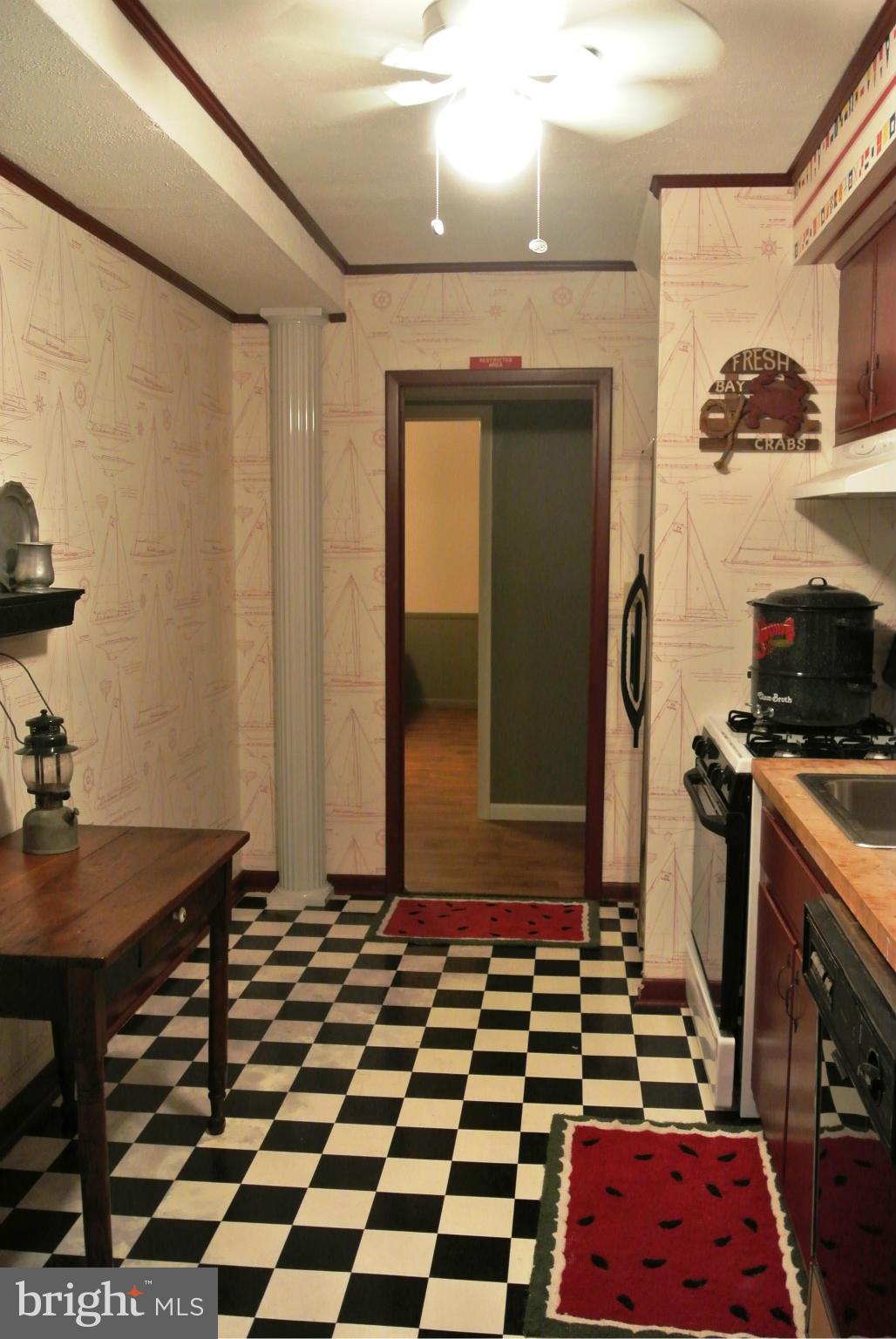 10140 3rd Point Road Chestertown, MD 21620 - Photo 21 of 30 Service kitchen