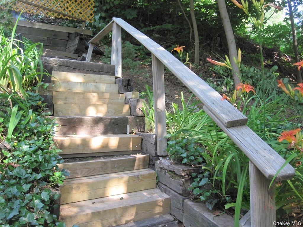 909 Rte 9W Nyack, NY 10960 - Photo 12 of 17