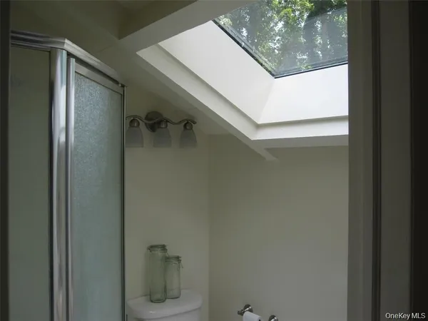 $1,975 | 909 Rte 9W, Nyack, NY 10960