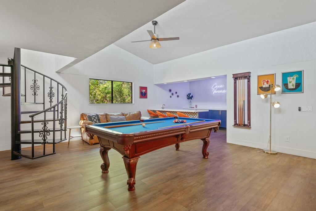 3060 East Verona Road Palm Springs, CA 92262 - Photo 12 of 33 a room with furniture pool table and window