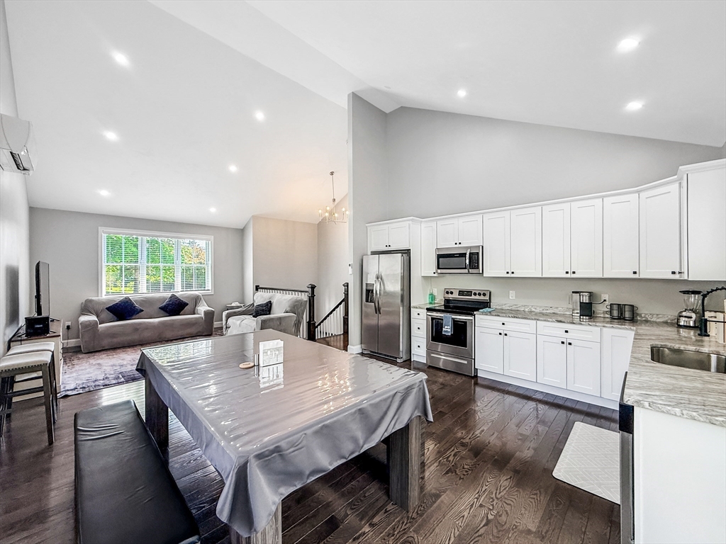 16 Adelle Circuit Worcester, MA 01607 - Photo 9 of 30