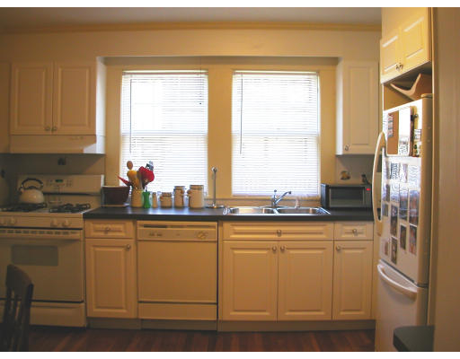 60 Cloverdale Road, Unit 1 Newton, MA 02461 - Photo 5 of 5