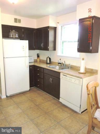 1717 Woodwell Road Silver Spring, MD 20906 - Photo 11 of 17 Kitchen