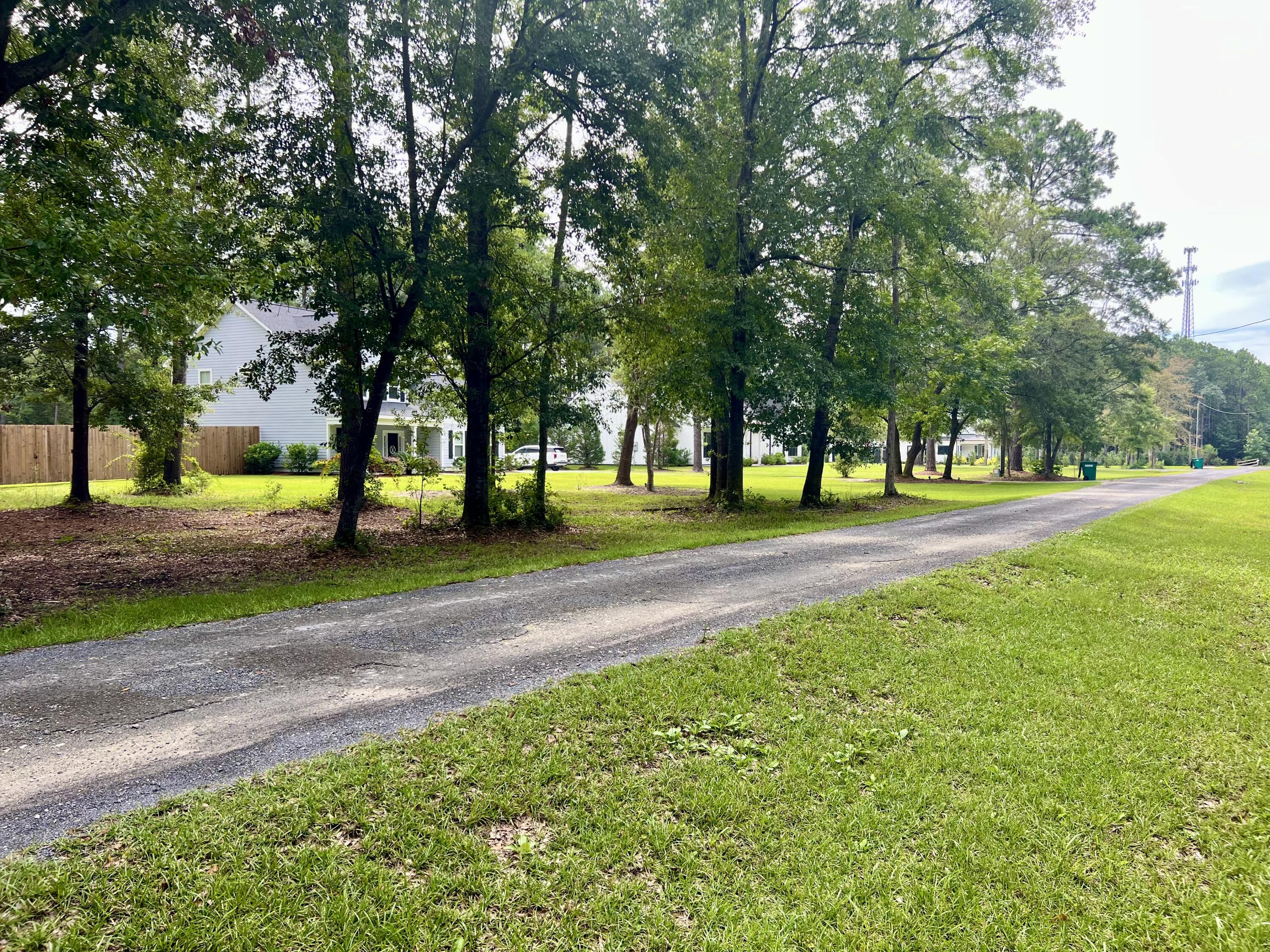 5565 Huckleberry Lane McClellanville, SC 29458 - Photo 3 of 19 IMG_1502