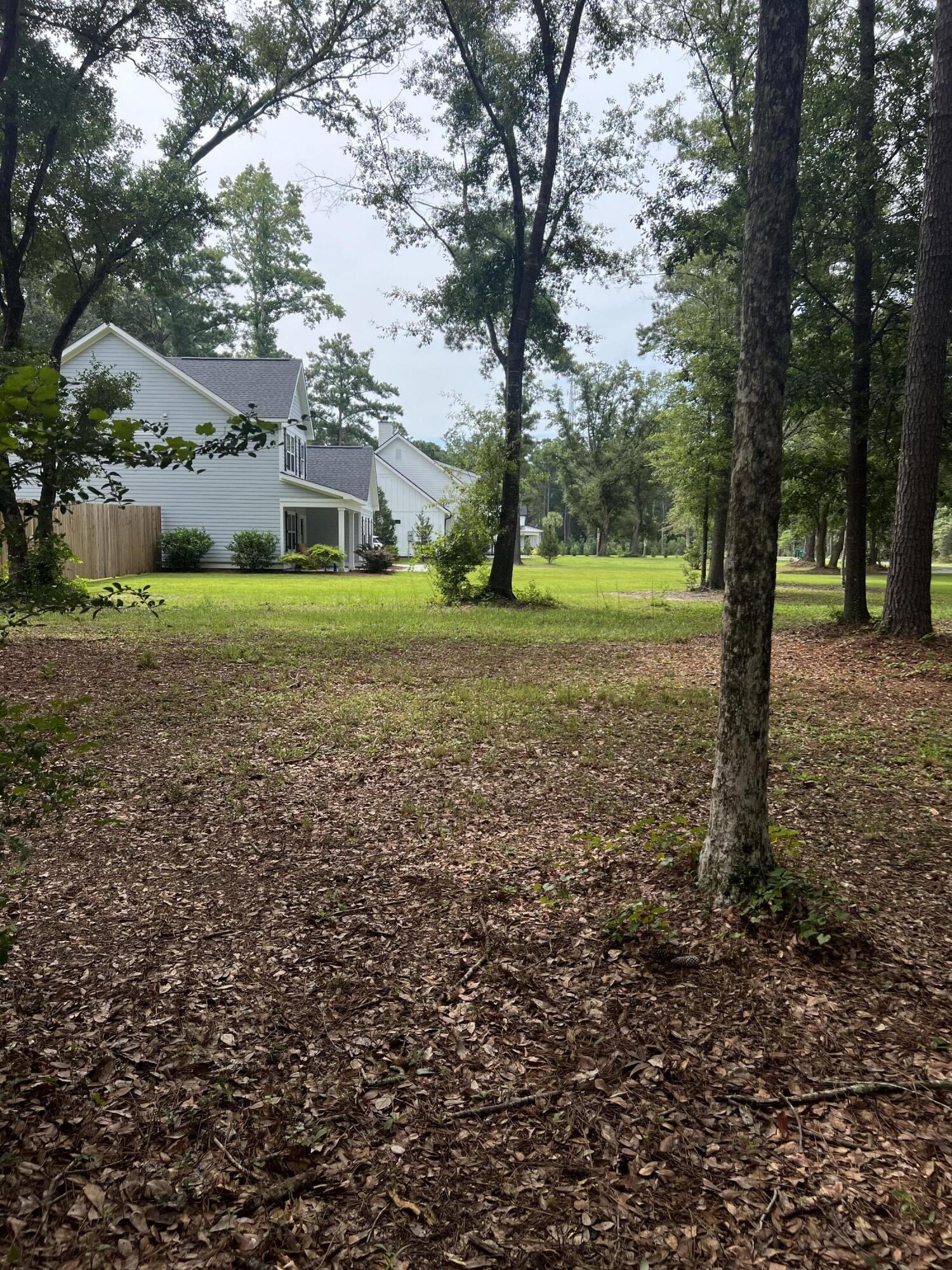 5565 Huckleberry Lane McClellanville, SC 29458 - Photo 4 of 19 IMG_1498