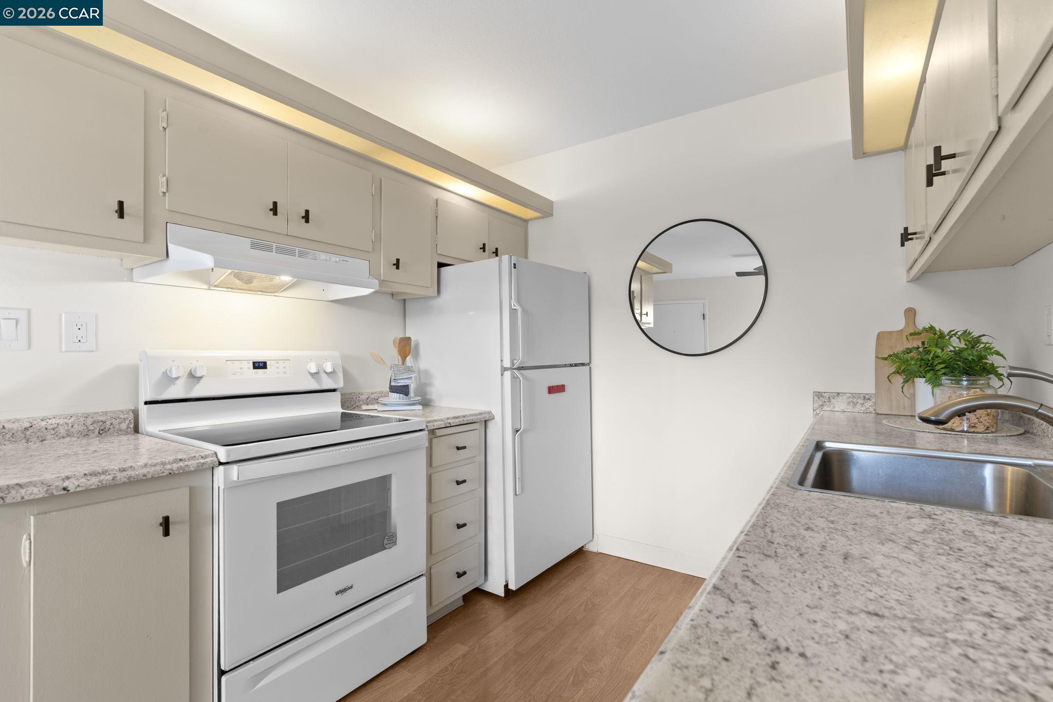 1919 Ygnacio Valley Road, Unit 93 Walnut Creek, CA 94598 - Photo 16 of 35