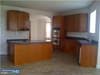 382 Rainey Road Swedesboro, NJ 08085 - Photo 6 of 12 Kitchen