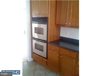 382 Rainey Road Swedesboro, NJ 08085 - Photo 7 of 12 Kitchen