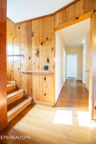 $287,900 | 301 South Chamberlain Avenue, Rockwood, TN 37854