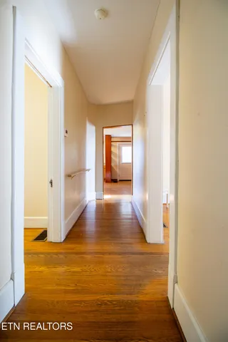 $287,900 | 301 South Chamberlain Avenue, Rockwood, TN 37854