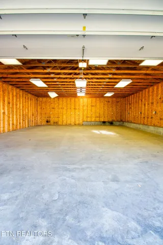 $287,900 | 301 South Chamberlain Avenue, Rockwood, TN 37854