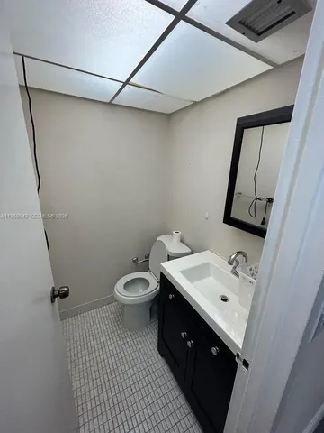 $2,000 | 200 172nd Street, Unit 317, Sunny Isles Beach, FL 33160