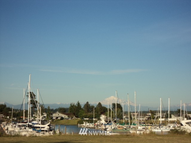 8073 Kispiox Road Blaine, WA 98230 - Photo 17 of 25 Gallery Image 17