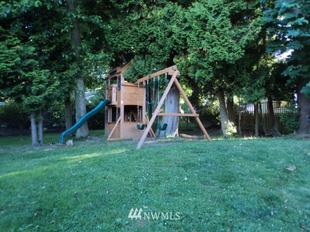8073 Kispiox Road Blaine, WA 98230 - Photo 6 of 25 Gallery Image 6