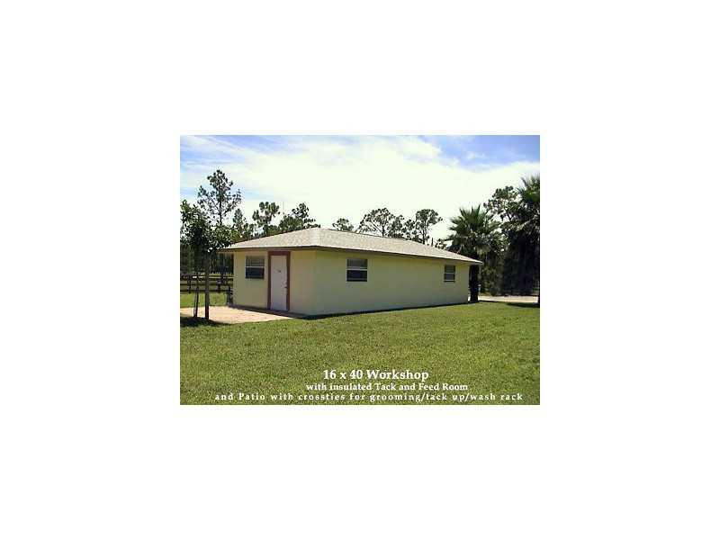 5404 Duckweed Road Lake Worth, FL 33449 - Photo 24 of 35 Exterior Front