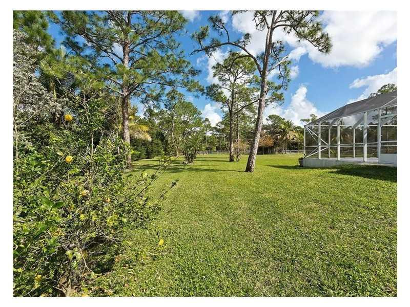 5404 Duckweed Road Lake Worth, FL 33449 - Photo 28 of 35 Exterior Front
