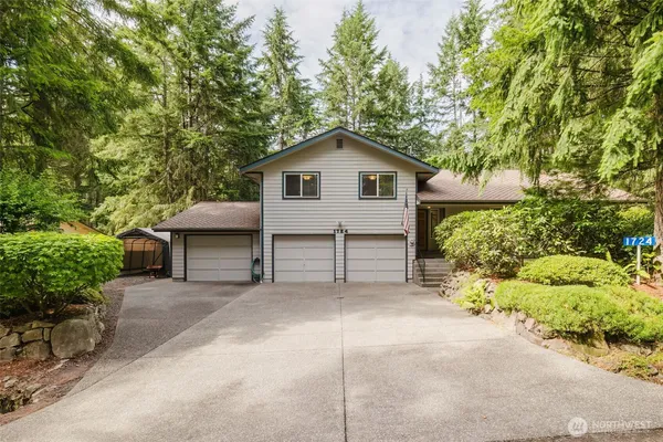$649,500 | 1724 Northwest Palmer Lane, Bremerton, WA 98311