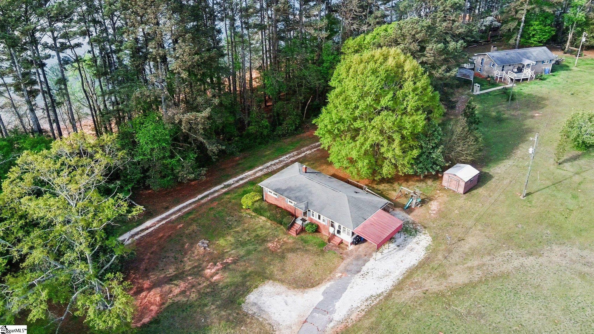 798 Coneross Creek Road Seneca, SC 29678 - Photo 3 of 33 Gallery Image 3