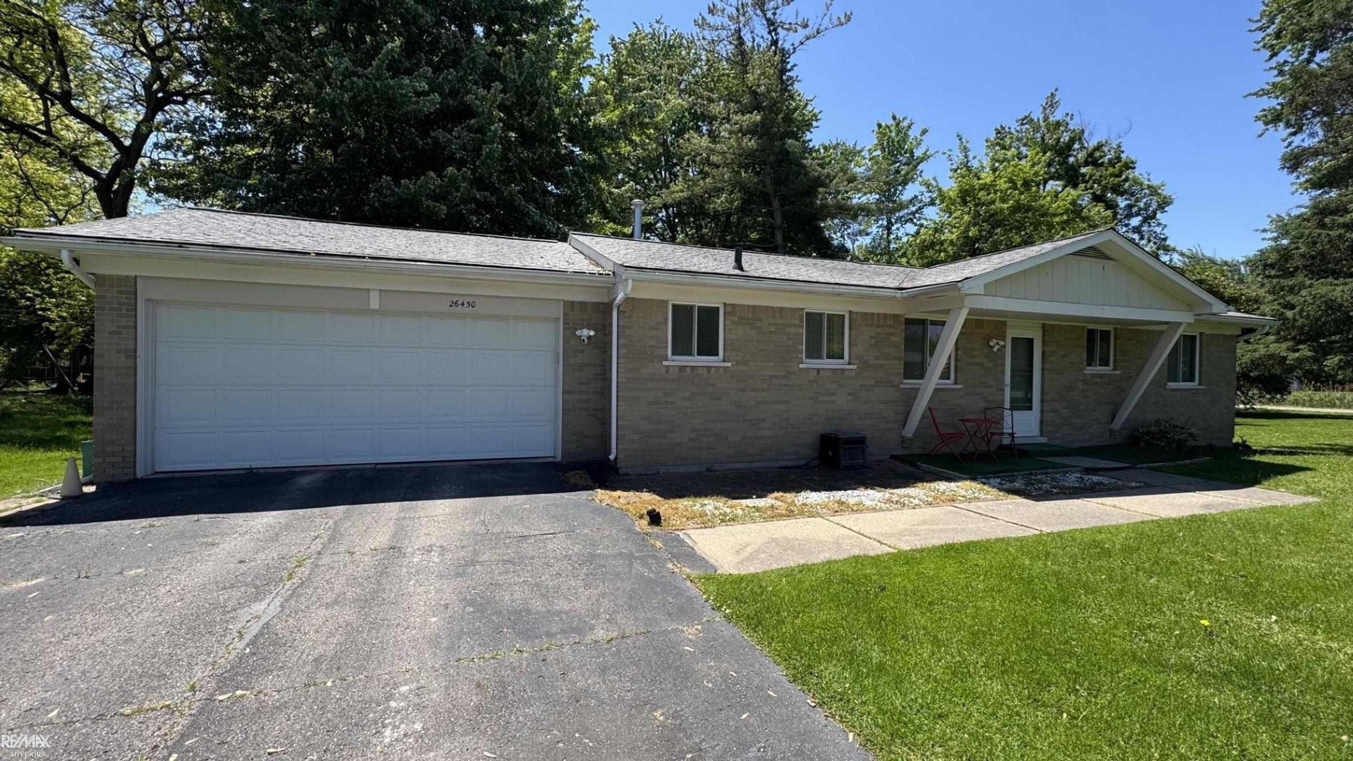 26450 South River Road Harrison Township, MI 48045 - Photo 1 of 19