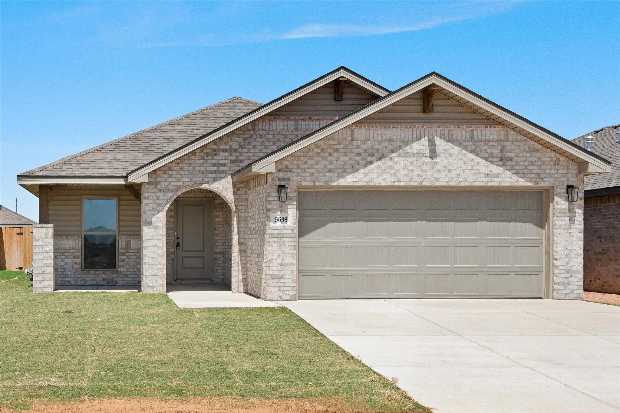 5638 Rice Street Lubbock, TX 79416 - Photo 2 of 24 02-5638 Rice_9470