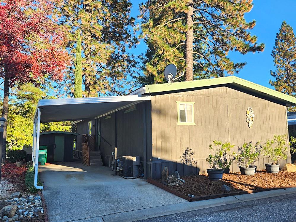 10113 Shamrock Lode Grass Valley, CA 95949 - Photo 32 of 34 a view of a two chairs in the patio