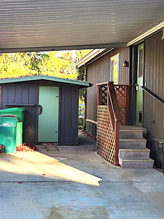 10113 Shamrock Lode Grass Valley, CA 95949 - Photo 33 of 34 a view of outdoor space and deck
