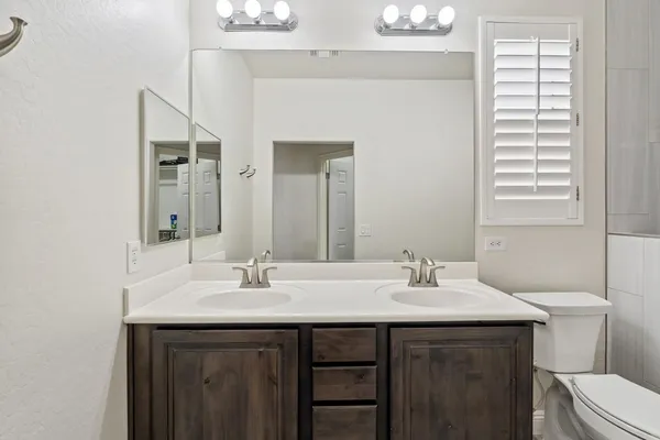 $2,450 | 3453 East Palo Verde Street, Gilbert, AZ 85296