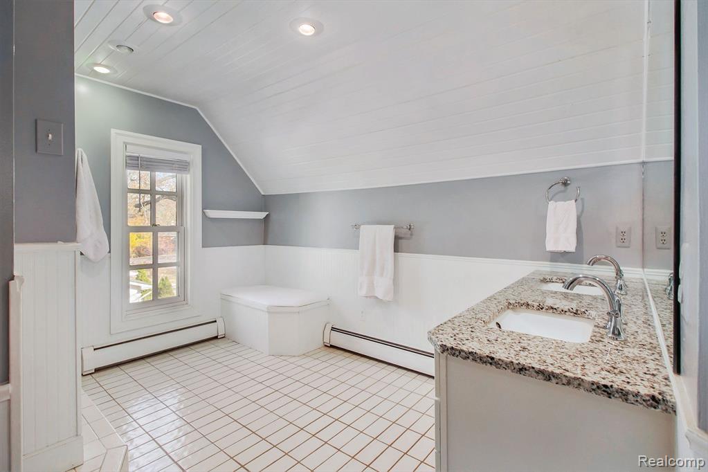 122 Summit Howell, MI 48843 - Photo 33 of 40 Gallery Image 33