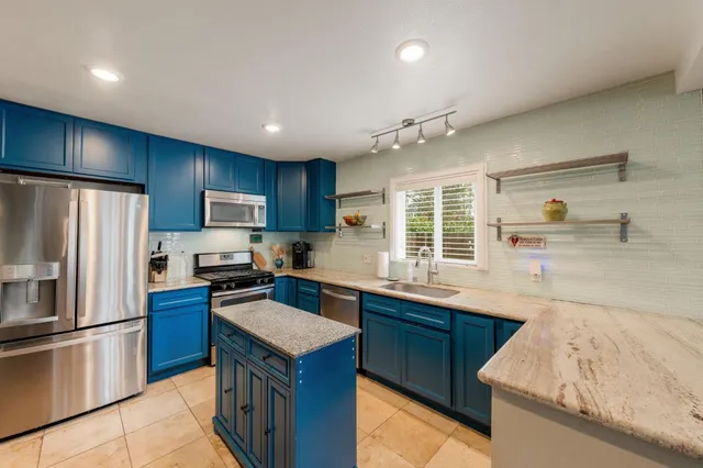 $445,000 | 5435 Kenneth Avenue, Carmichael, CA 95608