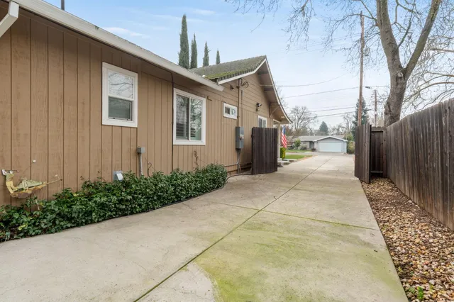 $445,000 | 5435 Kenneth Avenue, Carmichael, CA 95608