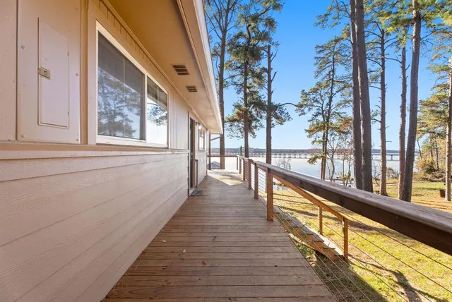 $425,000 | 3096 Renee Drive, Chandler, TX 75758