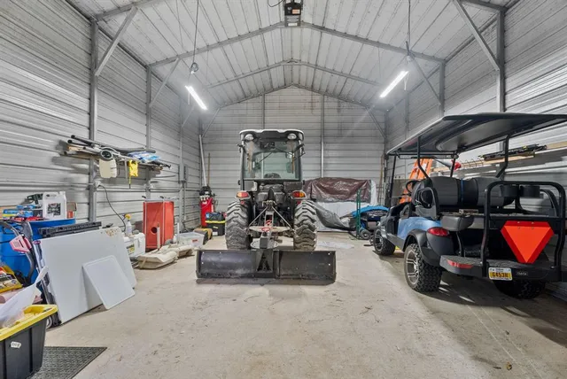 $425,000 | 3096 Renee Drive, Chandler, TX 75758