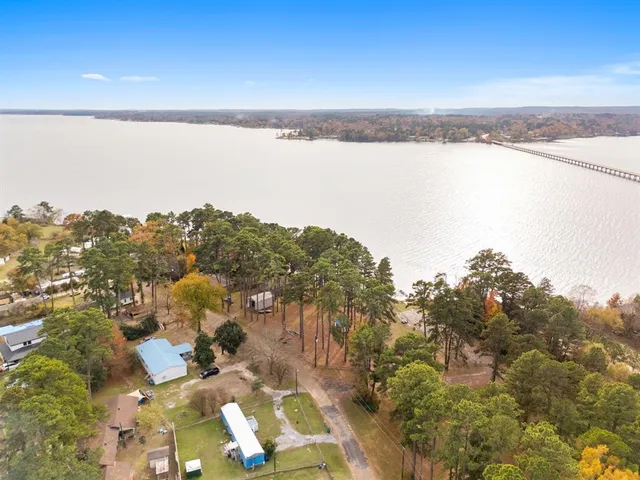 $425,000 | 3096 Renee Drive, Chandler, TX 75758