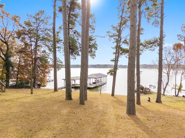 $425,000 | 3096 Renee Drive, Chandler, TX 75758