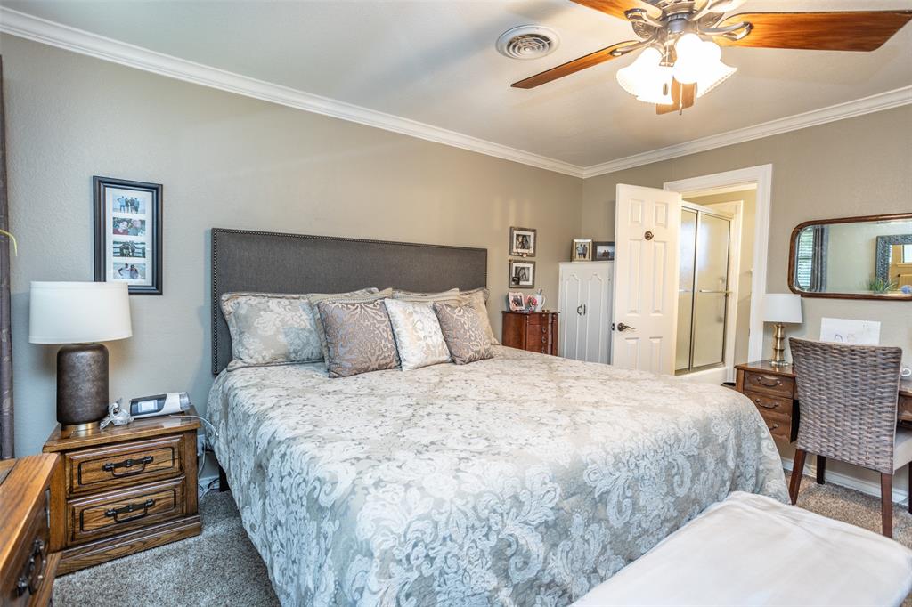 415 Rosedale Drive Gainesville, TX 76240 - Photo 17 of 35 Gallery Image 17