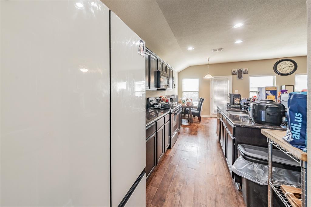 9133 St Barts Road Fort Worth, TX 76123 - Photo 15 of 32