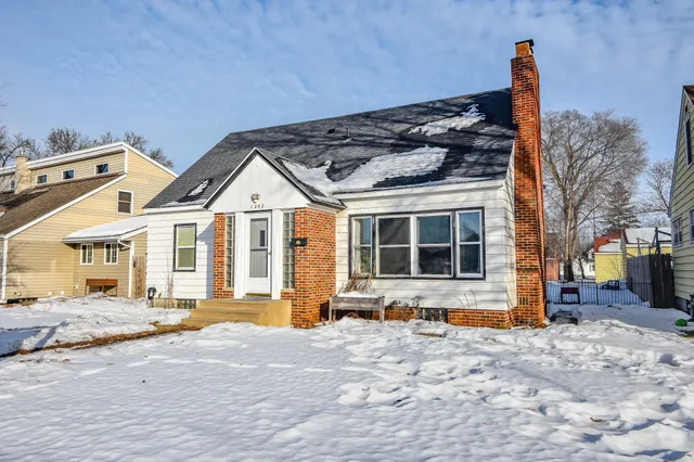 $250,000 | 1252 10th Avenue North, St. Cloud, MN 56303