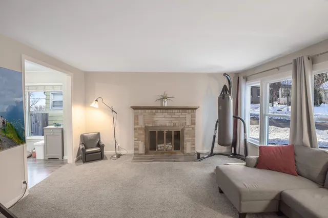 $250,000 | 1252 10th Avenue North, St. Cloud, MN 56303