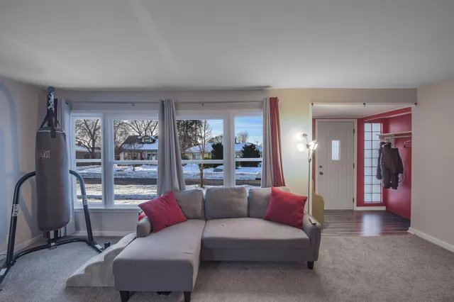 $250,000 | 1252 10th Avenue North, St. Cloud, MN 56303