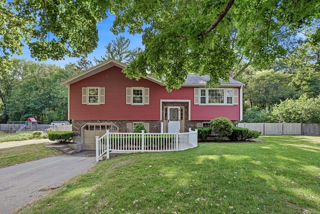 44 Tomlinson Road Attleboro, MA 02703 - Photo 1 of 35